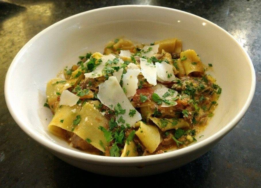 Bella Napoli | restaurant | 6229 Brookside Blvd, Kansas City, MO 64113, USA | 8164445041 OR +1 816-444-5041