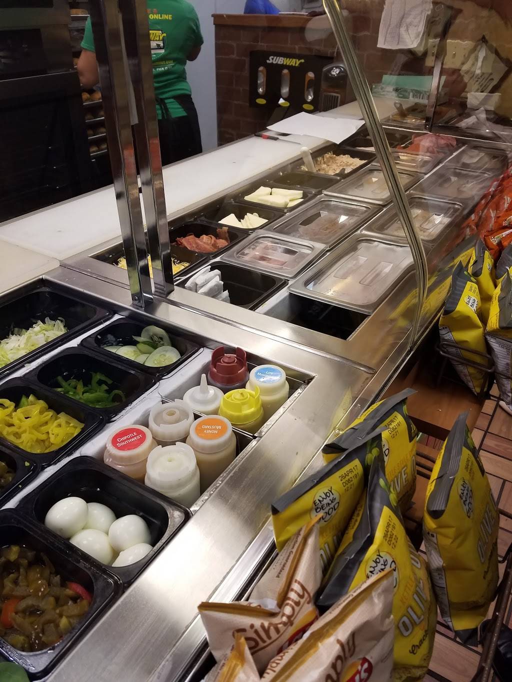 Subway | restaurant | 7500 NW 25th St, Miami, FL 33122, USA | 3055997800 OR +1 305-599-7800