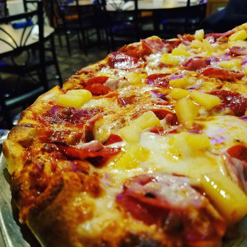 Mama Mias Restaurant | restaurant | 19385 Beech Daly, Redford Charter Twp, MI 48240, USA | 3135370740 OR +1 313-537-0740