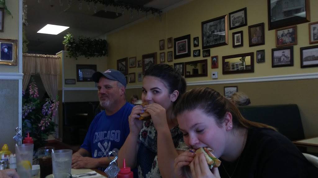 City Grill | restaurant | 1912 CA-65 #210, Wheatland, CA 95692, USA | 5306330140 OR +1 530-633-0140