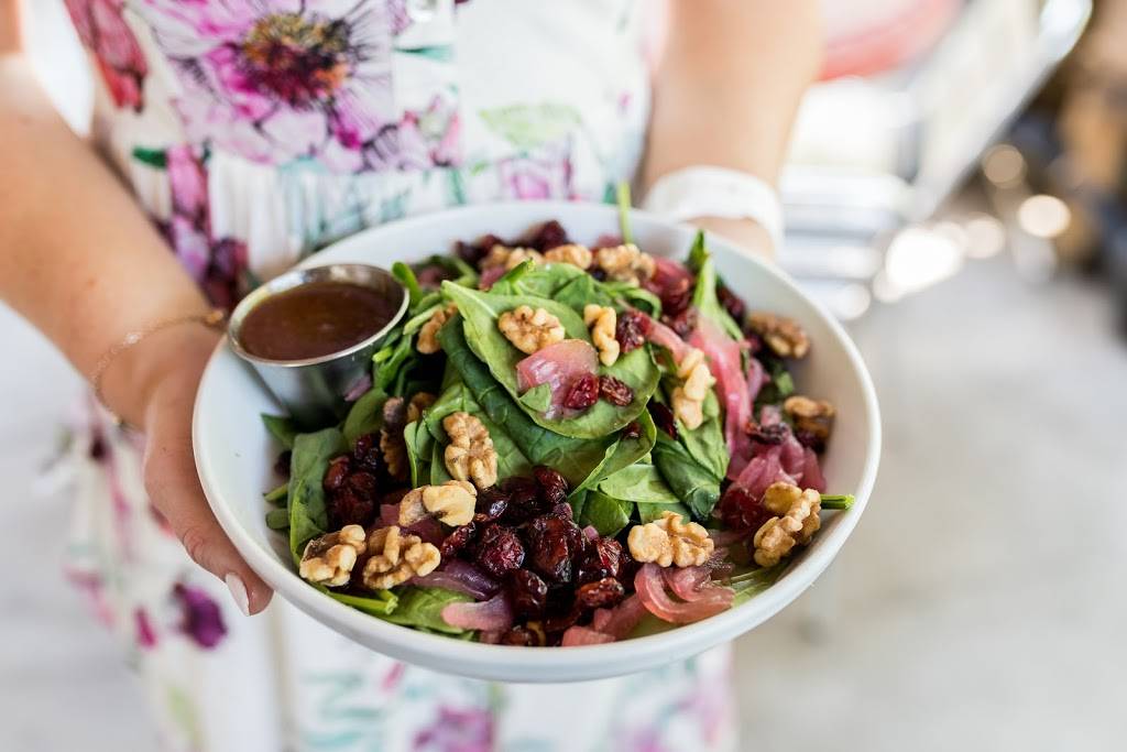 Sesame Burgers and Beer | restaurant | 675 Johnnie Dodds Blvd, Mt Pleasant, SC 29464, USA | 8438845553 OR +1 843-884-5553