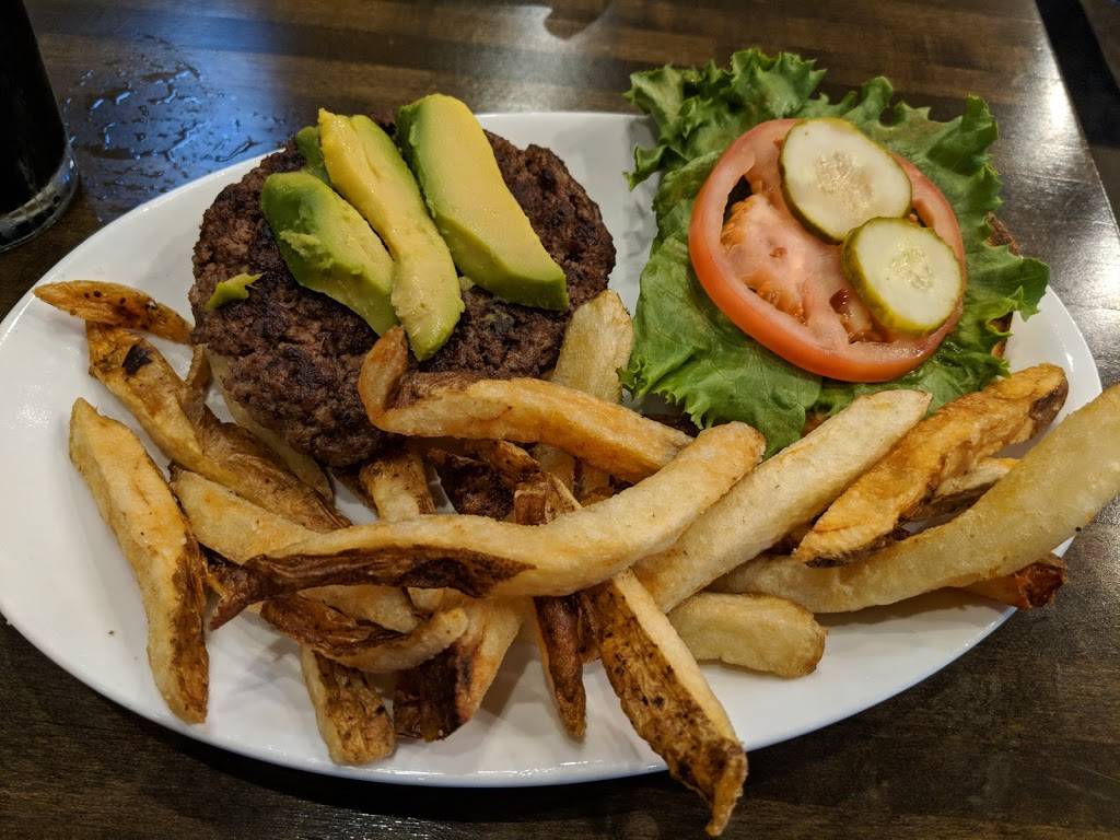 Lucys Burgers | restaurant | 1190 County Rd J #700, White Bear Lake, MN 55127, USA | 6517567788 OR +1 651-756-7788