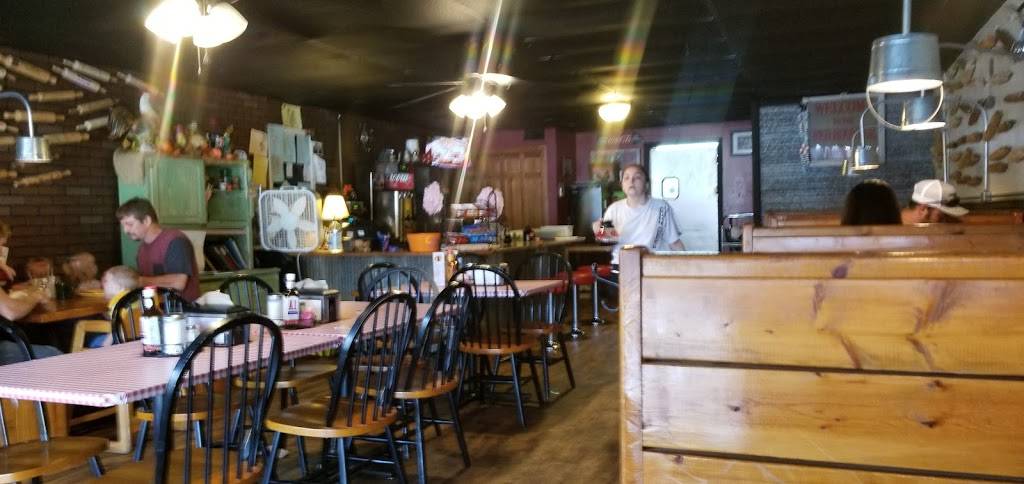The Red Rooster Cafe | restaurant | E Ferry St, Salina, OK 74365, USA | 9184342769 OR +1 918-434-2769