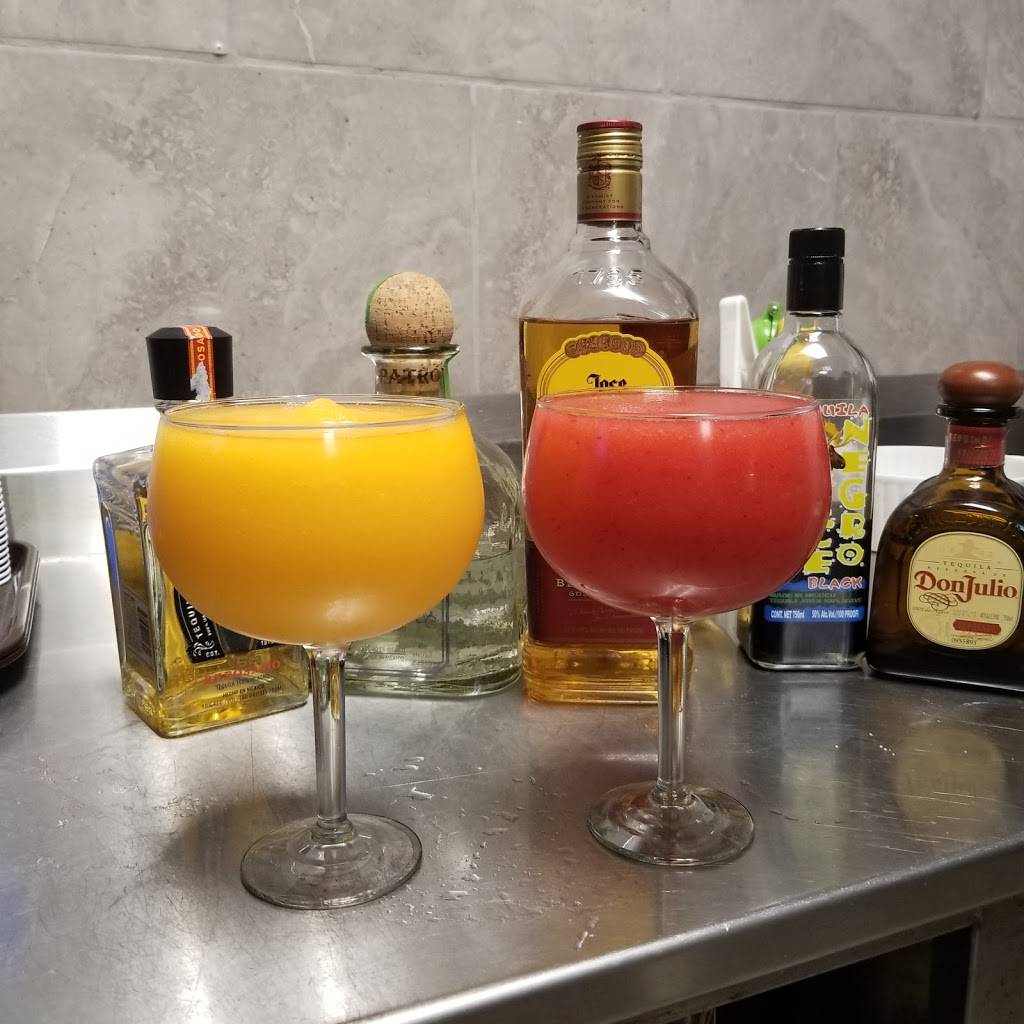 El Maguey | restaurant | 3738 S Noland Rd, Independence, MO 64055, USA | 8162526868 OR +1 816-252-6868