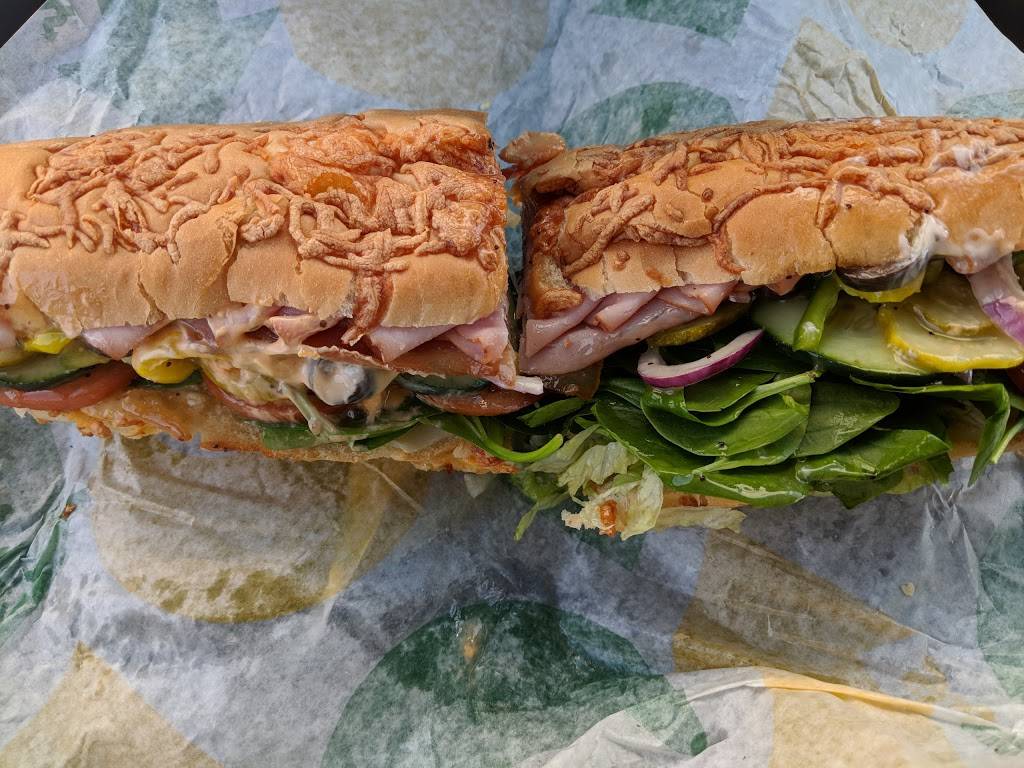 Subway | restaurant | 14023 OH-18, Sherwood, OH 43556, USA | 4198993999 OR +1 419-899-3999