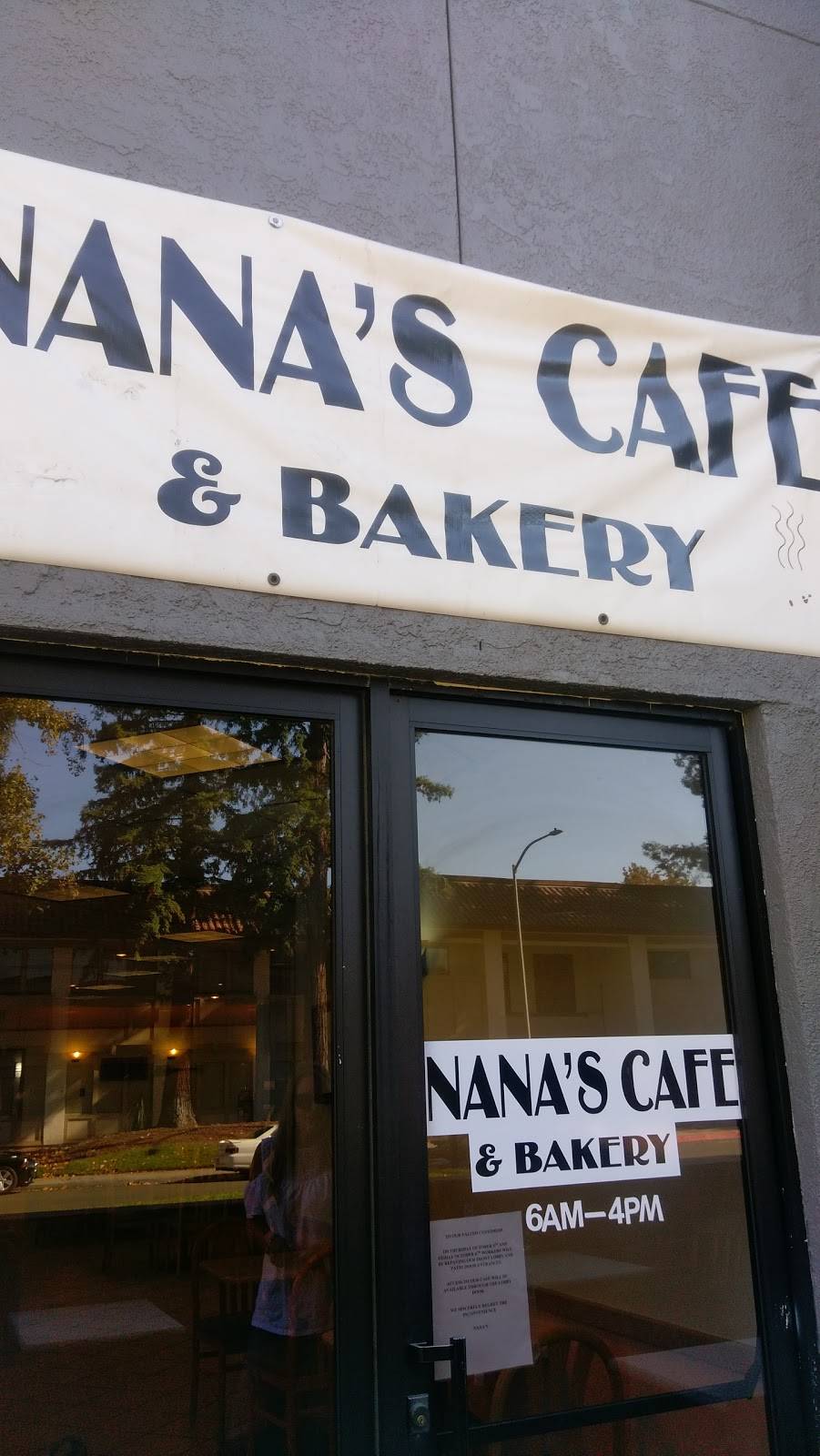 Nanas Café & Bakery | restaurant | 1555 River Park Dr, Sacramento, CA 95815, USA | 9165643633 OR +1 916-564-3633