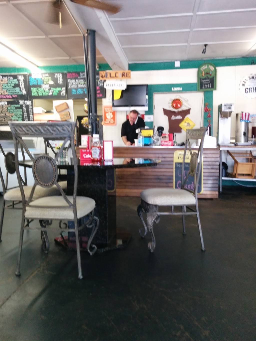 Mac Smiths Country Store | restaurant | 2201 Lebanon Rd, Pendleton, SC 29670, USA | 8642249759 OR +1 864-224-9759