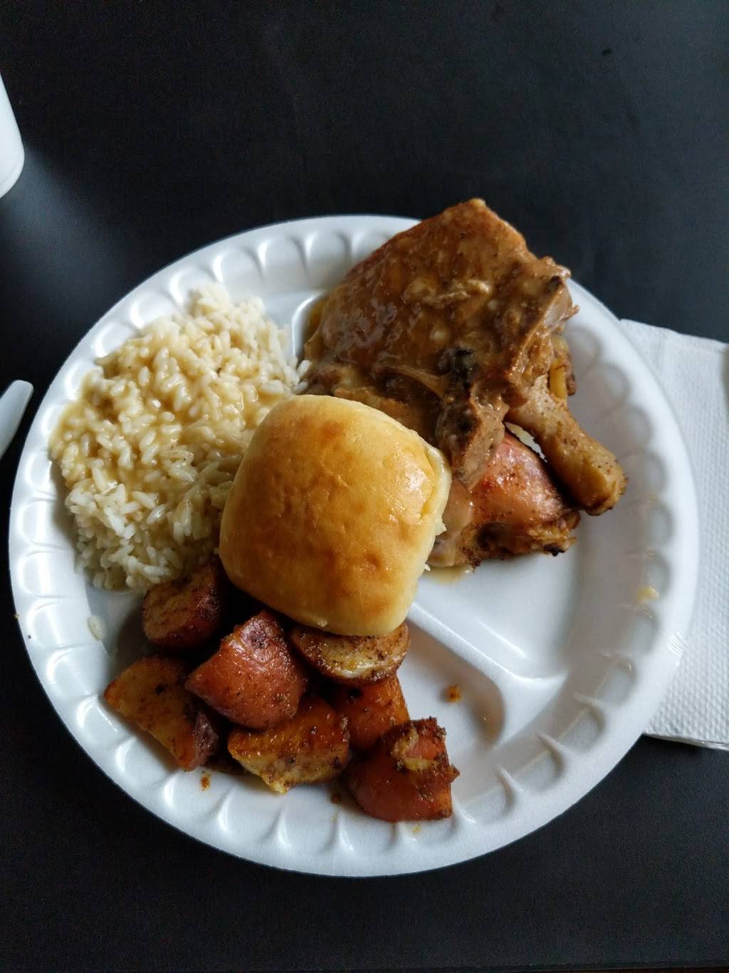 Let Me Cater To You | restaurant | 5446 Reilly Rd, Pope Field, NC 28308, USA | 9103039707 OR +1 910-303-9707