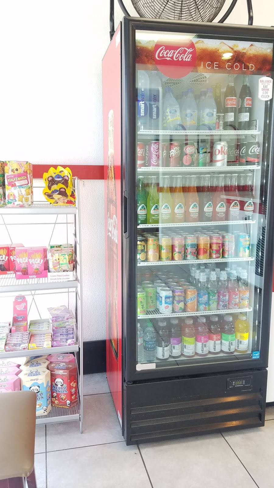 Yukaris Bento Box | restaurant | 1301 W Lockeford St, Lodi, CA 95242, USA | 2094265900 OR +1 209-426-5900