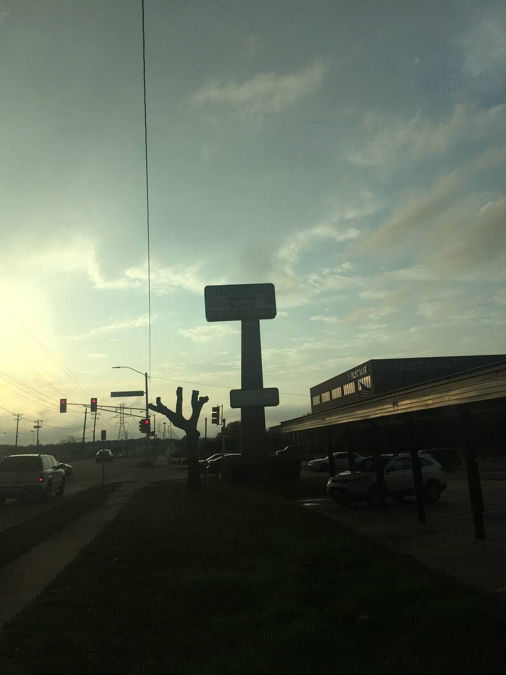 Dos Hermanos Meat Market | restaurant | 2920 Altamesa Blvd, Fort Worth, TX 76133, USA | 8178826629 OR +1 817-882-6629