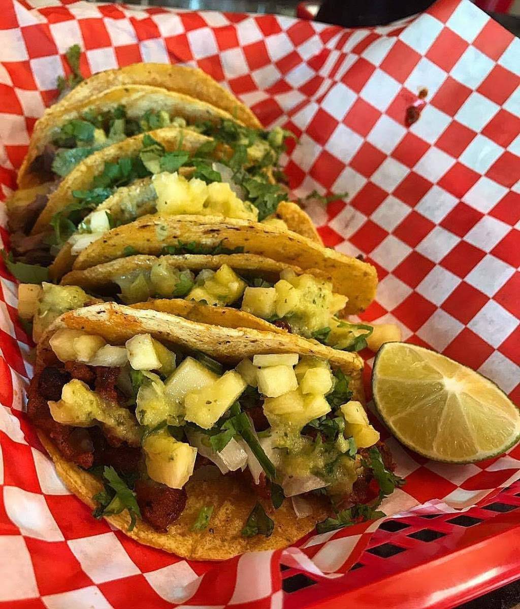 El Tío Taquitos | restaurant | 6053 W Commerce St, San Antonio, TX 78237, USA | 2106004050 OR +1 210-600-4050