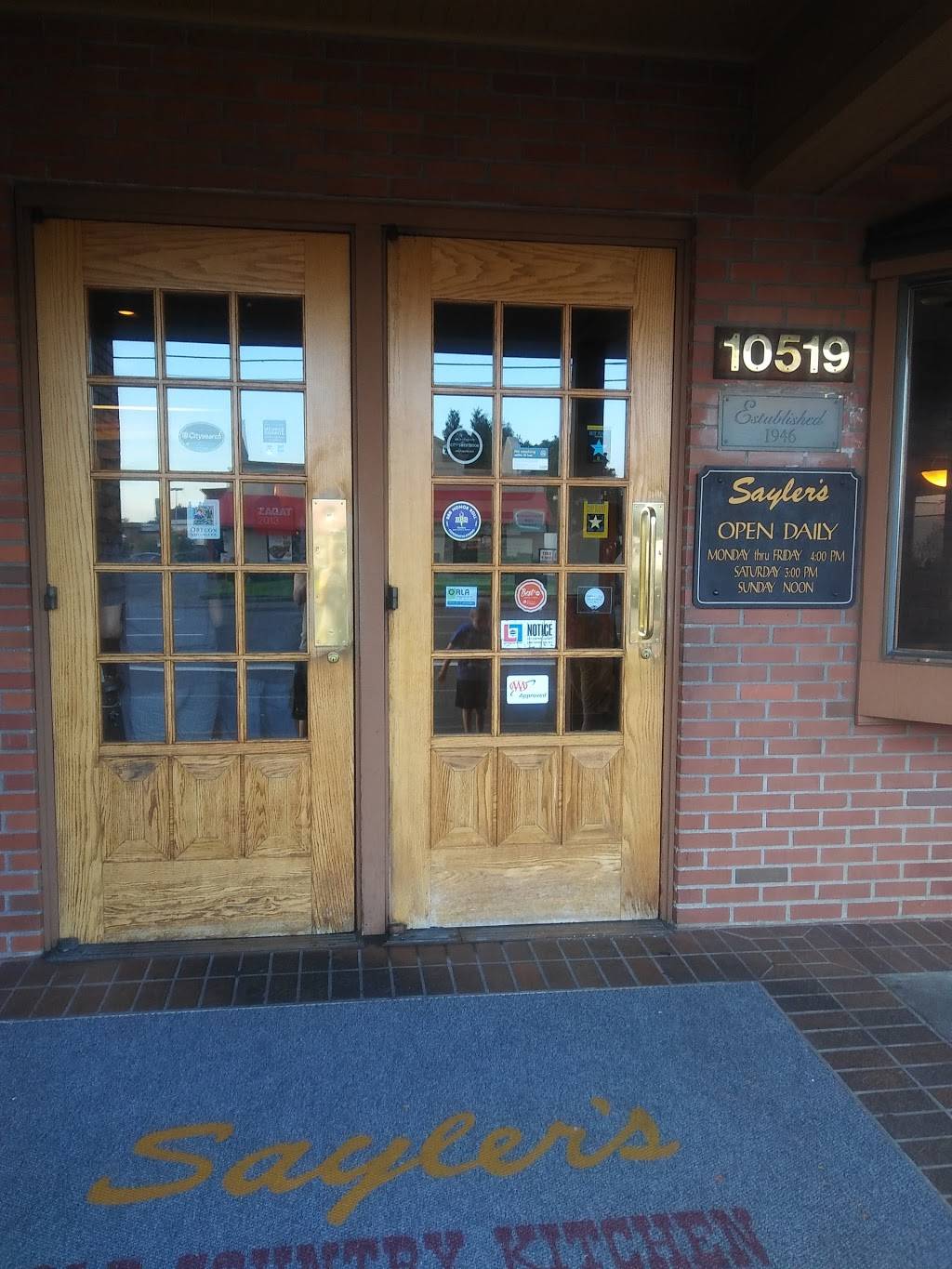 Saylers Old Country Kitchen | restaurant | 10519 SE Stark St, Portland, OR 97216, USA | 5032524171 OR +1 503-252-4171