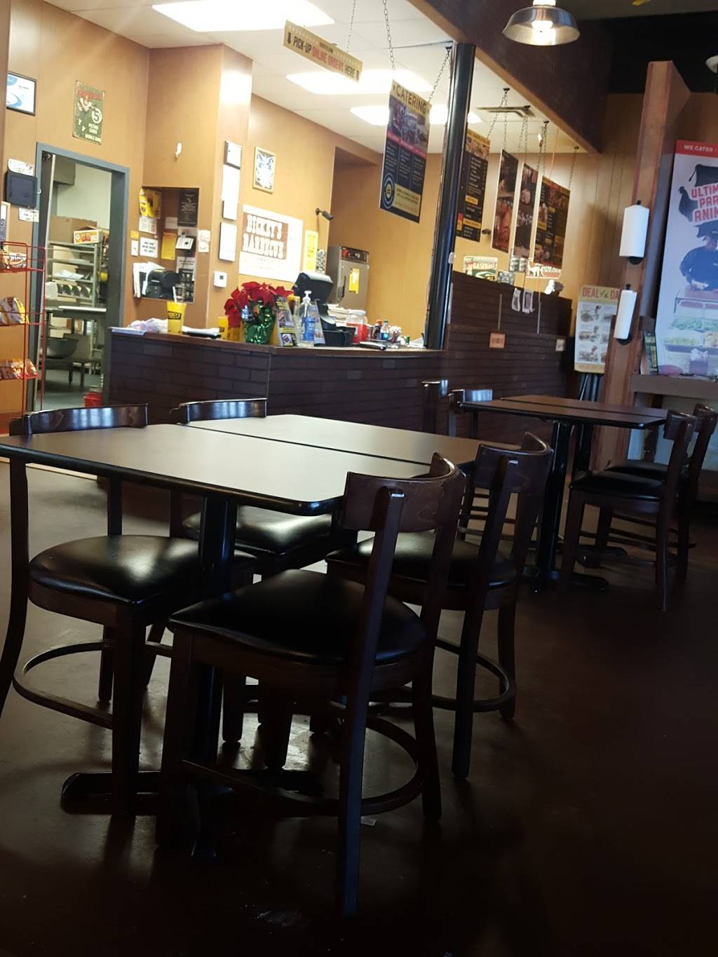 Dickeys Barbecue Pit | restaurant | 106 E Hwy 67 N, Duncanville, TX 75137, USA | 9725849099 OR +1 972-584-9099