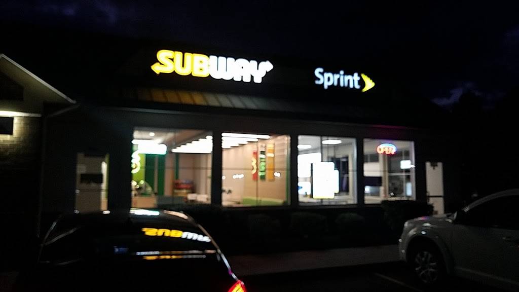 Subway | restaurant | 1065 N Court St Unit B, Medina, OH 44256, USA | 3307227827 OR +1 330-722-7827