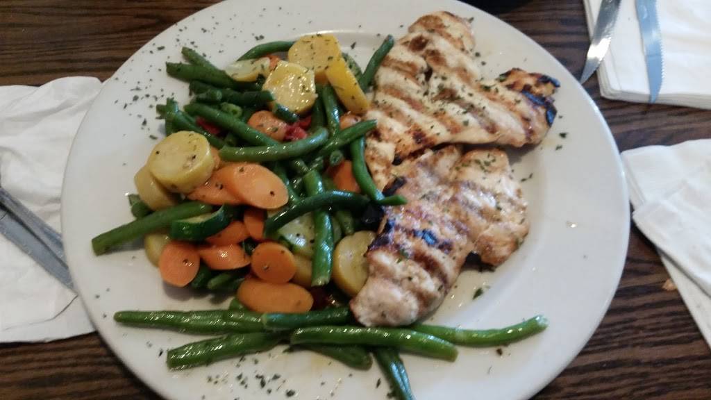 Lenas Restaurant & Banquet | meal takeaway | 655 John Fitch Blvd, South Windsor, CT 06074, USA | 8605285365 OR +1 860-528-5365