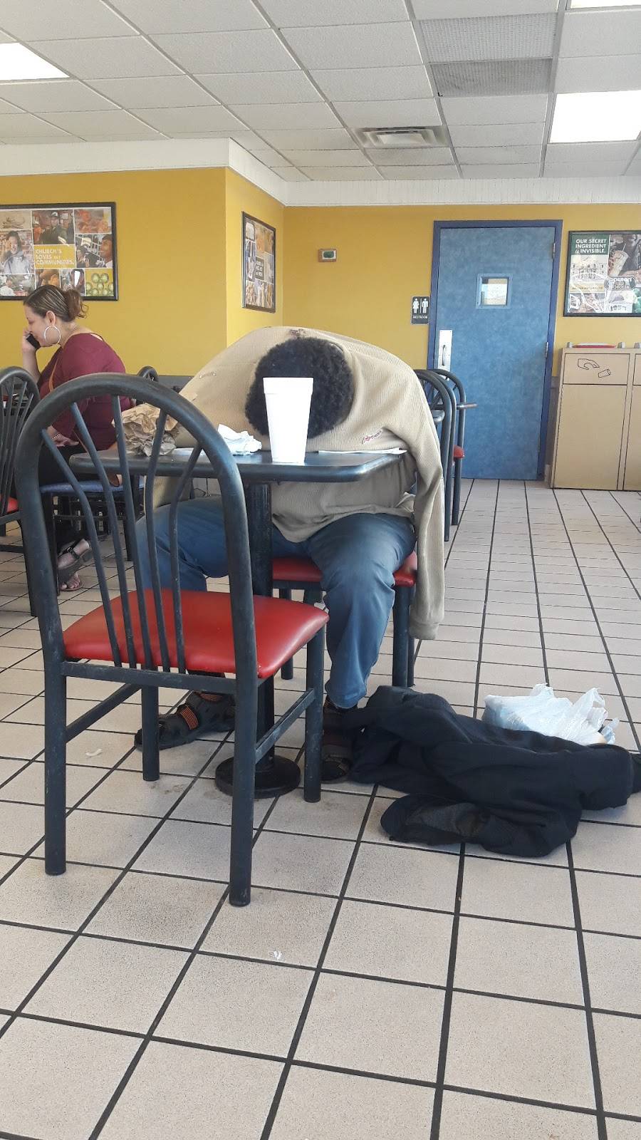 Churchs Chicken | restaurant | 10545 Harry Hines Blvd, Dallas, TX 75220, USA | 2143512403 OR +1 214-351-2403