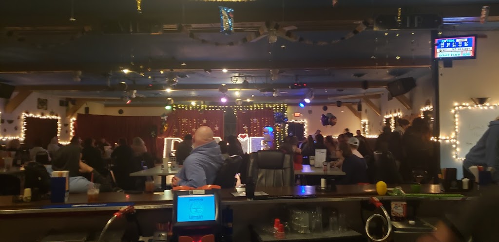 Rusty Spoke | restaurant | 2411 Hall Rd, Muskegon, MI 49442, USA | 2317730045 OR +1 231-773-0045