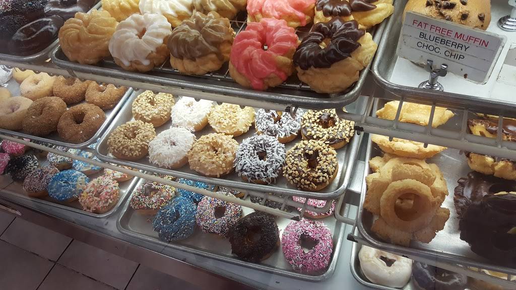 Donut Star Sandwiches and Bagels | cafe | 5365 Alton Pkwy # C, Irvine, CA 92604, USA | 8557336688 OR +1 855-733-6688