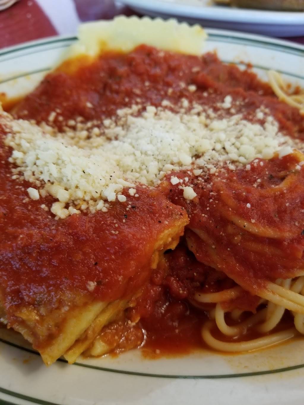 Diciccos Italian Restaurant | restaurant | 516 S I St, Madera, CA 93637, USA | 5596742435 OR +1 559-674-2435