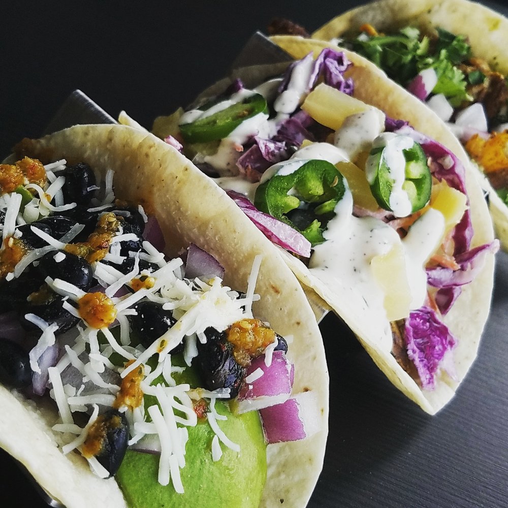 Luckys Spitfire | restaurant | 1125 N 9th St Suite D, Milwaukee, WI 53233, USA | 4147129381 OR +1 414-712-9381