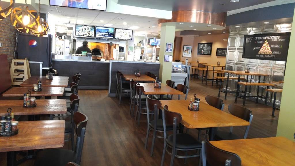 Bricks Wood Fired Pizza - Oak Park | restaurant | 128 N Oak Park Ave, Oak Park, IL 60301, USA | 7089487707 OR +1 708-948-7707