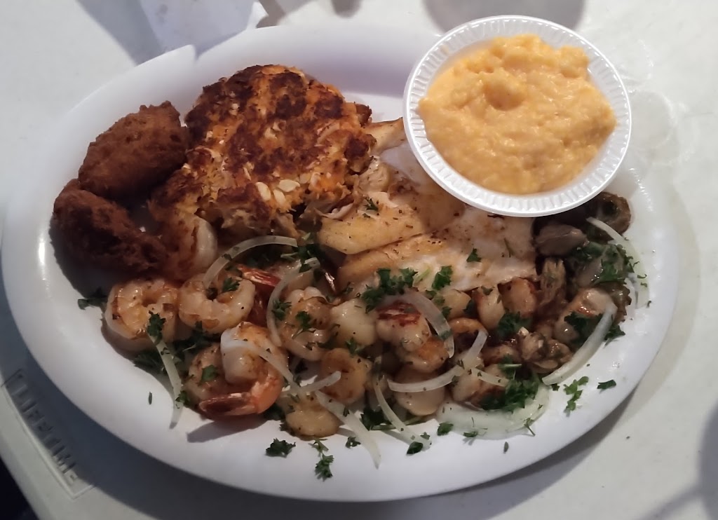 Poseys Up the Creek Steam Room | restaurant | 1506 Coastal Hwy, Panacea, FL 32346, USA | 8509845243 OR +1 850-984-5243