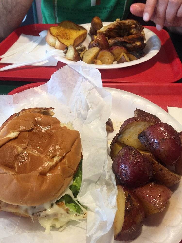 Broosters Char Broiled Chicken | restaurant | 1010 Plainfield Rd, Darien, IL 60561, USA | 6305151505 OR +1 630-515-1505