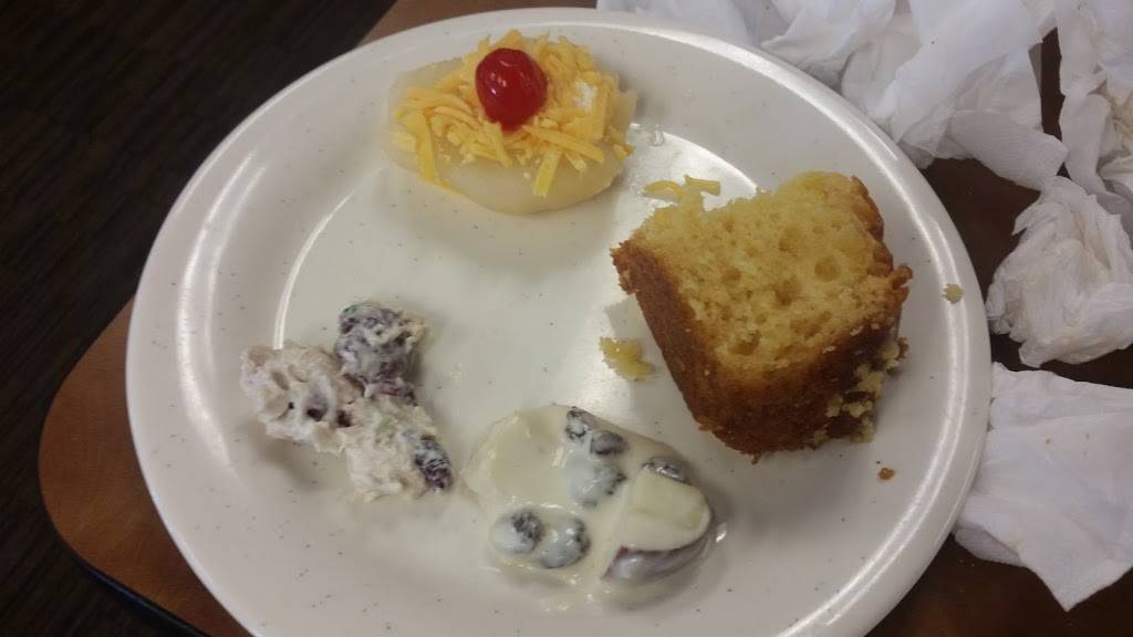 Good Ol Country Buffett | restaurant | 1597 Vernon Rd, LaGrange, GA 30240, USA | 7067562412 OR +1 706-756-2412