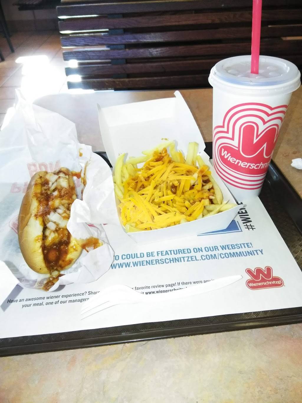 Wienerschnitzel | restaurant | 6247 Day St, Riverside, CA 92507, USA | 9516565143 OR +1 951-656-5143