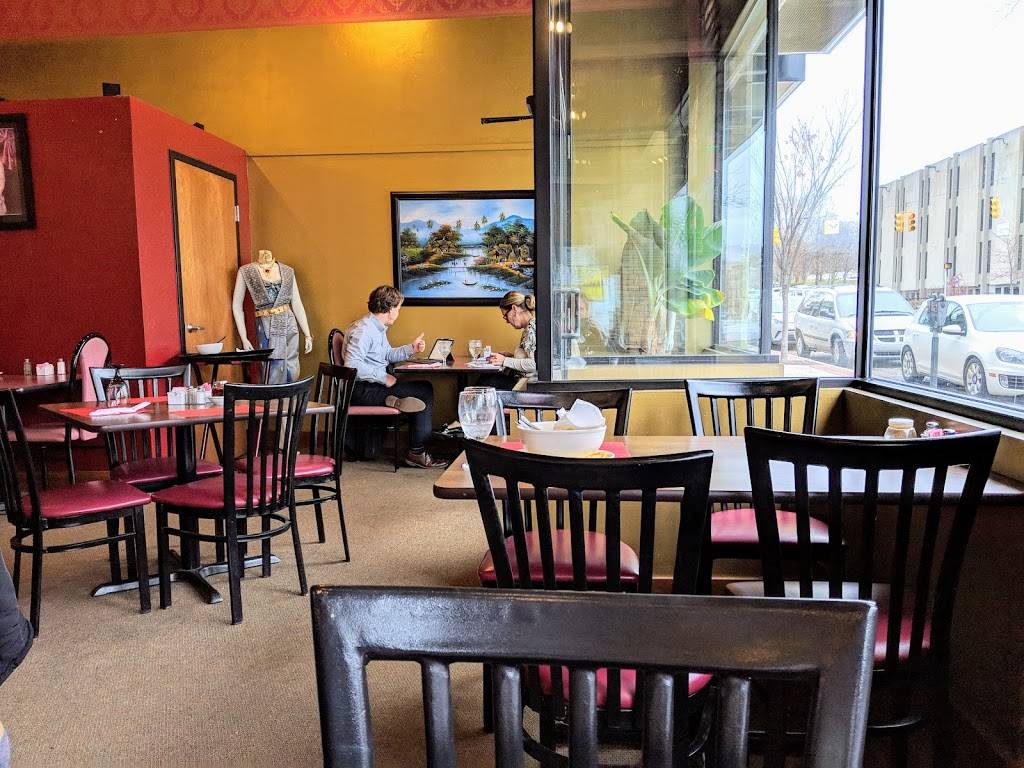 Bangkok Taste Cuisine | restaurant | 15 Jefferson Ave SE, Grand Rapids, MI 49503, USA | 6163565550 OR +1 616-356-5550