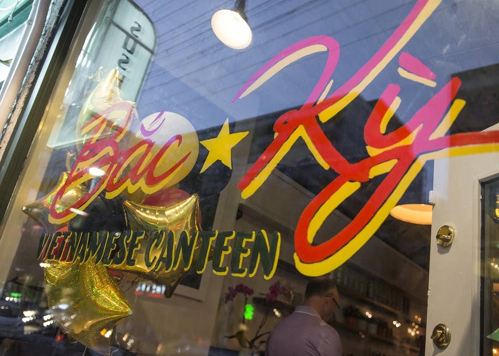 Bac Ky Vietnamese Canteen | restaurant | 567 King St W, Toronto, ON M5V 1M1, Canada | 4165997468 OR +1 416-599-7468