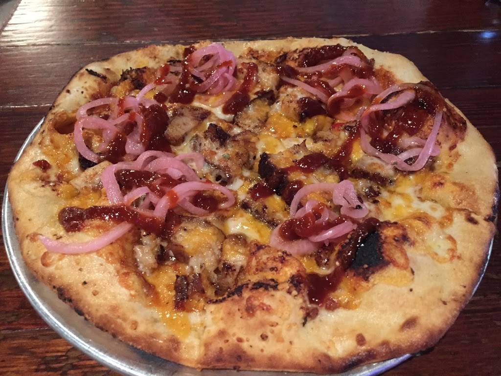 Lafayettes Music Room | restaurant | 2119 Madison Ave, Memphis, TN 38104, USA | 9012075097 OR +1 901-207-5097