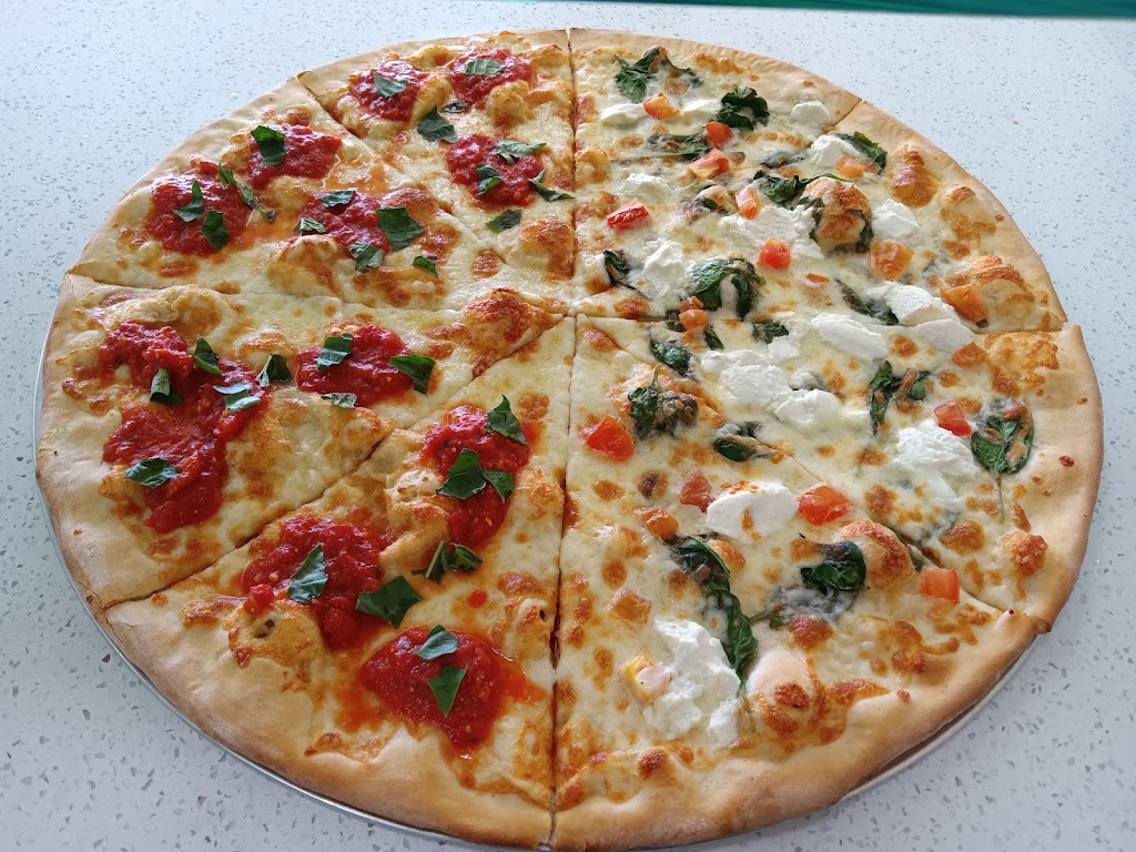 Manhattan City Pizza | restaurant | 5677 Park St N, St. Petersburg, FL 33709, USA | 7272893239 OR +1 727-289-3239