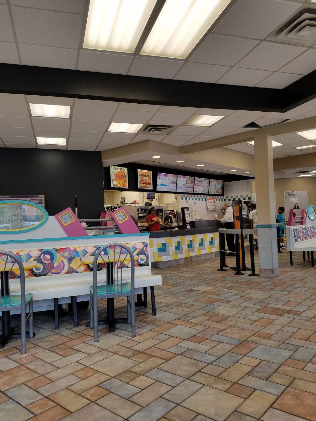 Burger King | restaurant | 748-752 Bergen Ave, Jersey City, NJ 07306, USA | 2013329000 OR +1 201-332-9000