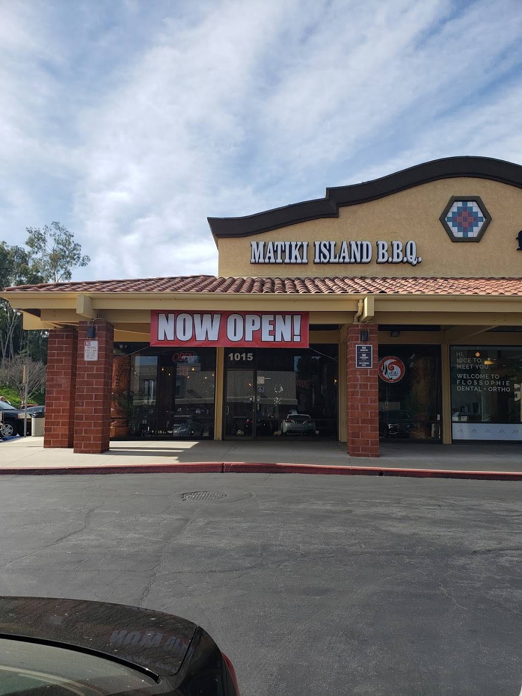 Matiki Island BBQ | restaurant | 1022 N Harbor Blvd, Fullerton, CA 92832, USA | 7145193838 OR +1 714-519-3838