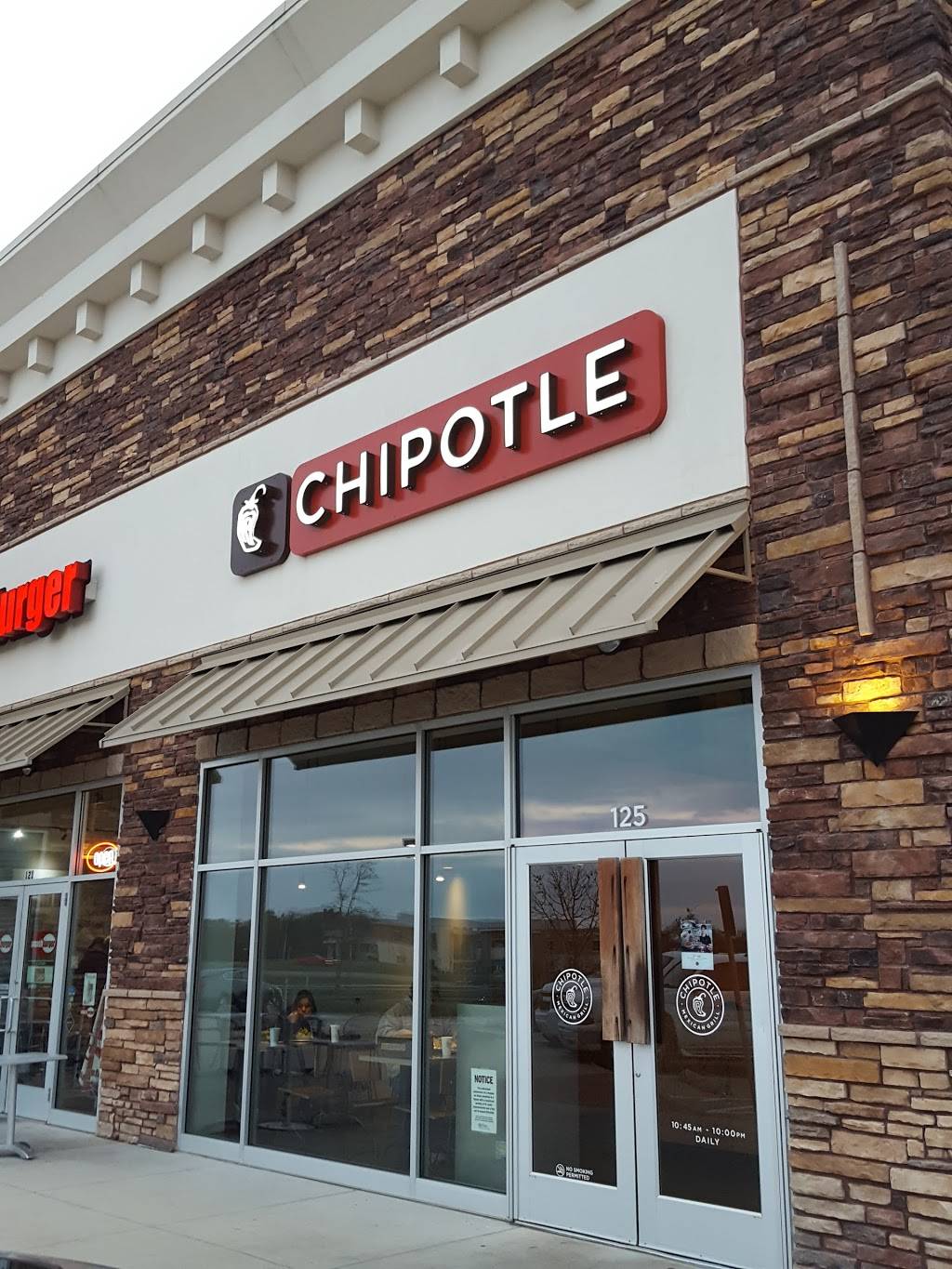 Chipotle Mexican Grill | restaurant | 1971 U.S. 287 Frontage Rd Ste 125, Mansfield, TX 76063, USA | 6825189936 OR +1 682-518-9936