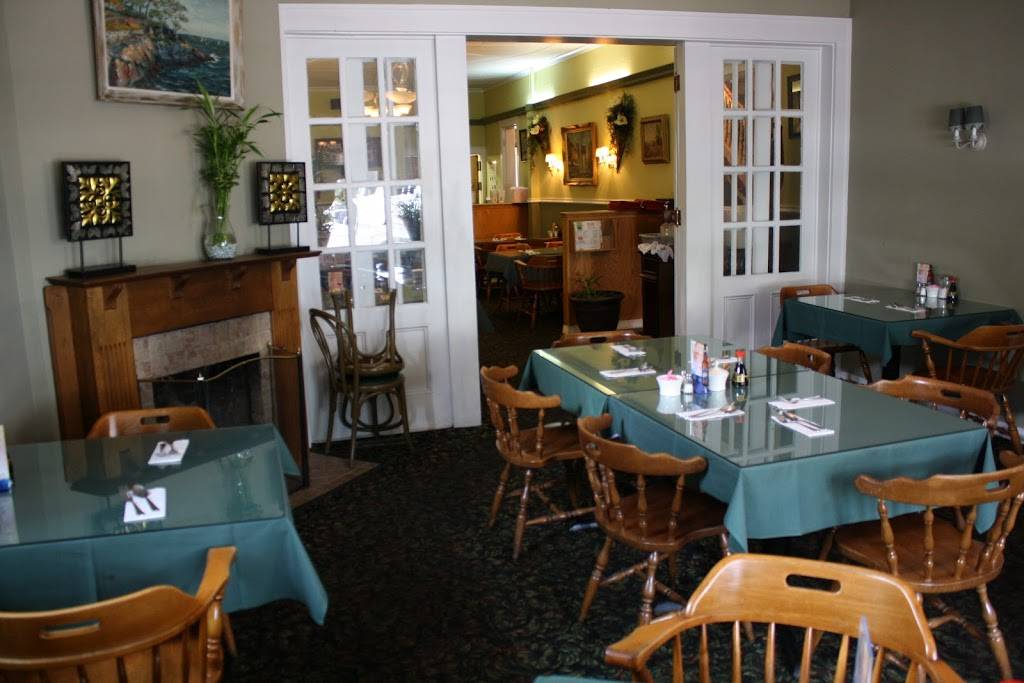 House of Hong Chinese Restaurant | restaurant | 108 N Franklin St, Watkins Glen, NY 14891, USA | 6075357024 OR +1 607-535-7024