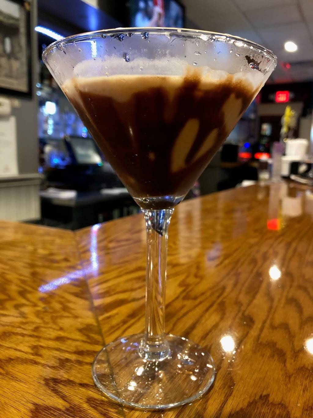 Riardos Bar & Grill | restaurant | 1223 E Washington St, New Castle, PA 16101, USA | 7246987259 OR +1 724-698-7259