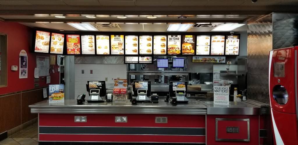 Carls Jr. | restaurant | 3520 Rosedale Hwy, Bakersfield, CA 93308, USA | 6613232641 OR +1 661-323-2641