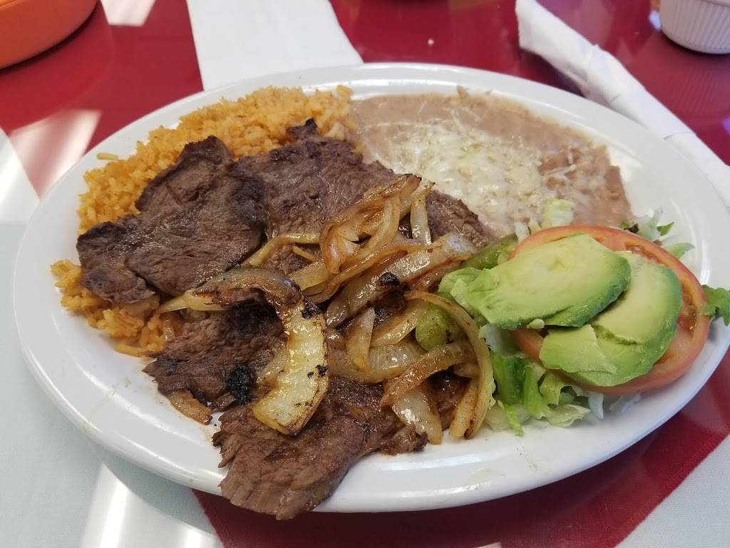 Casa Mendoza | restaurant | 7500 Eleventh St, Tracy, CA 95304, USA | 2098350863 OR +1 209-835-0863