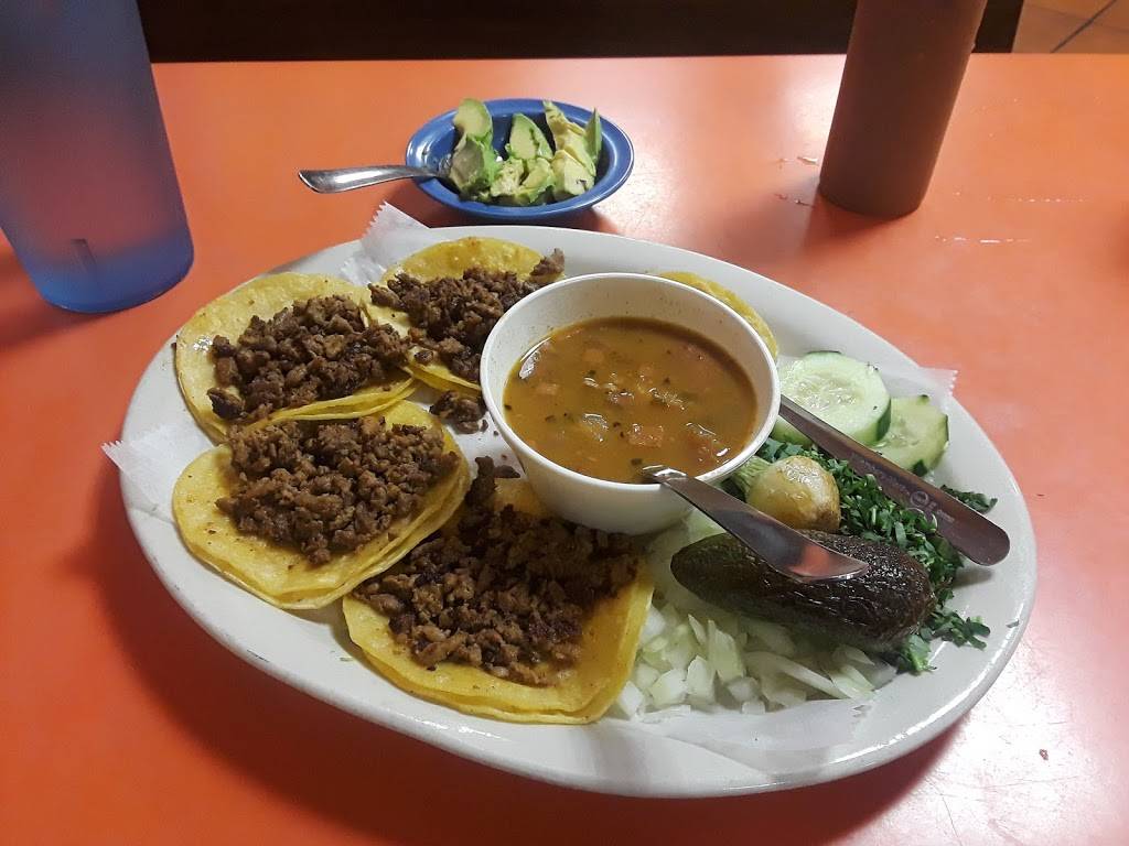 La Michelada Grill | restaurant | 2623 Rockgate Dr, San Antonio, TX 78227, USA | 2106734444 OR +1 210-673-4444