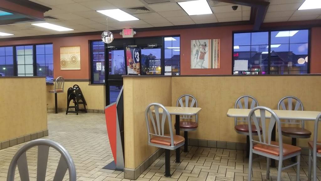 McDonalds | cafe | 108 E Cross Ave, Tulare, CA 93274, USA | 5596886169 OR +1 559-688-6169