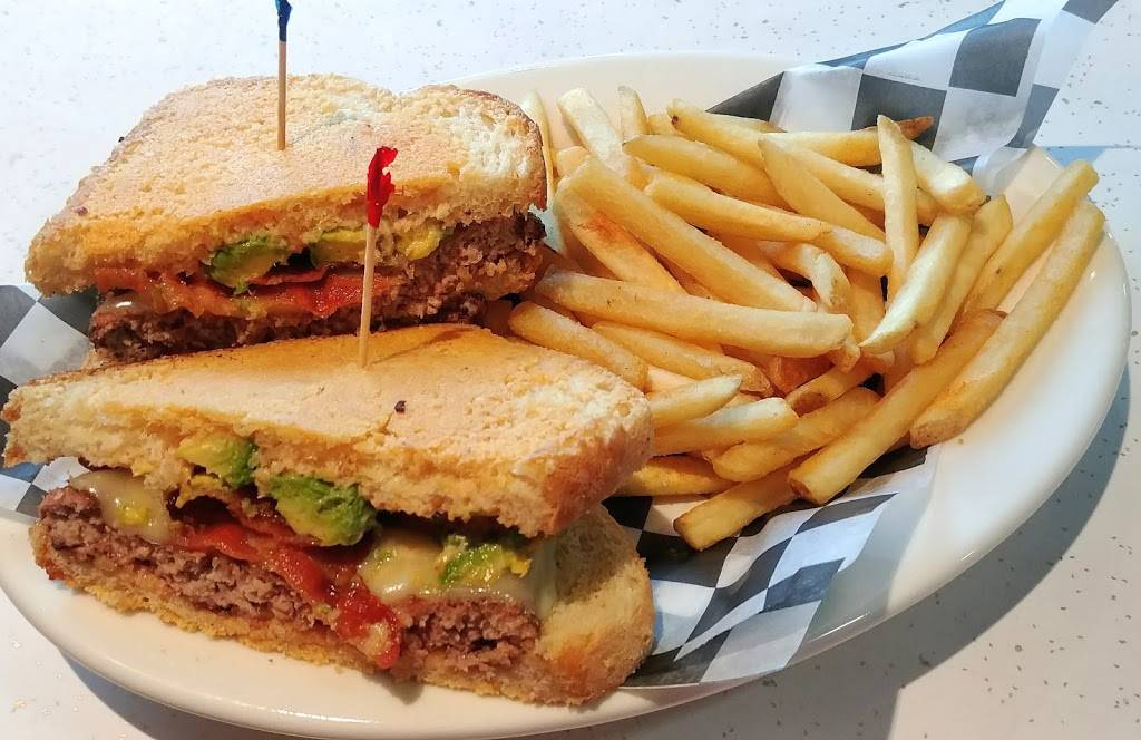 Friscos Carhops Diner | restaurant | 18065 Gale Ave, City of Industry, CA 91748, USA | 6269133663 OR +1 626-913-3663