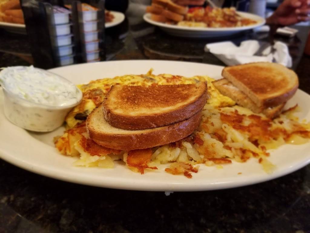 Parkland Restaurant | restaurant | 2702 Walbert Ave, Allentown, PA 18104, USA | 6104322745 OR +1 610-432-2745