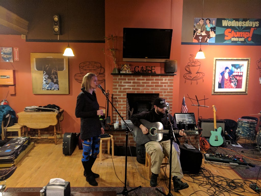 Dedham Square Coffee House | cafe | 565 High St, Dedham, MA 02026, USA | 7813265674 OR +1 781-326-5674