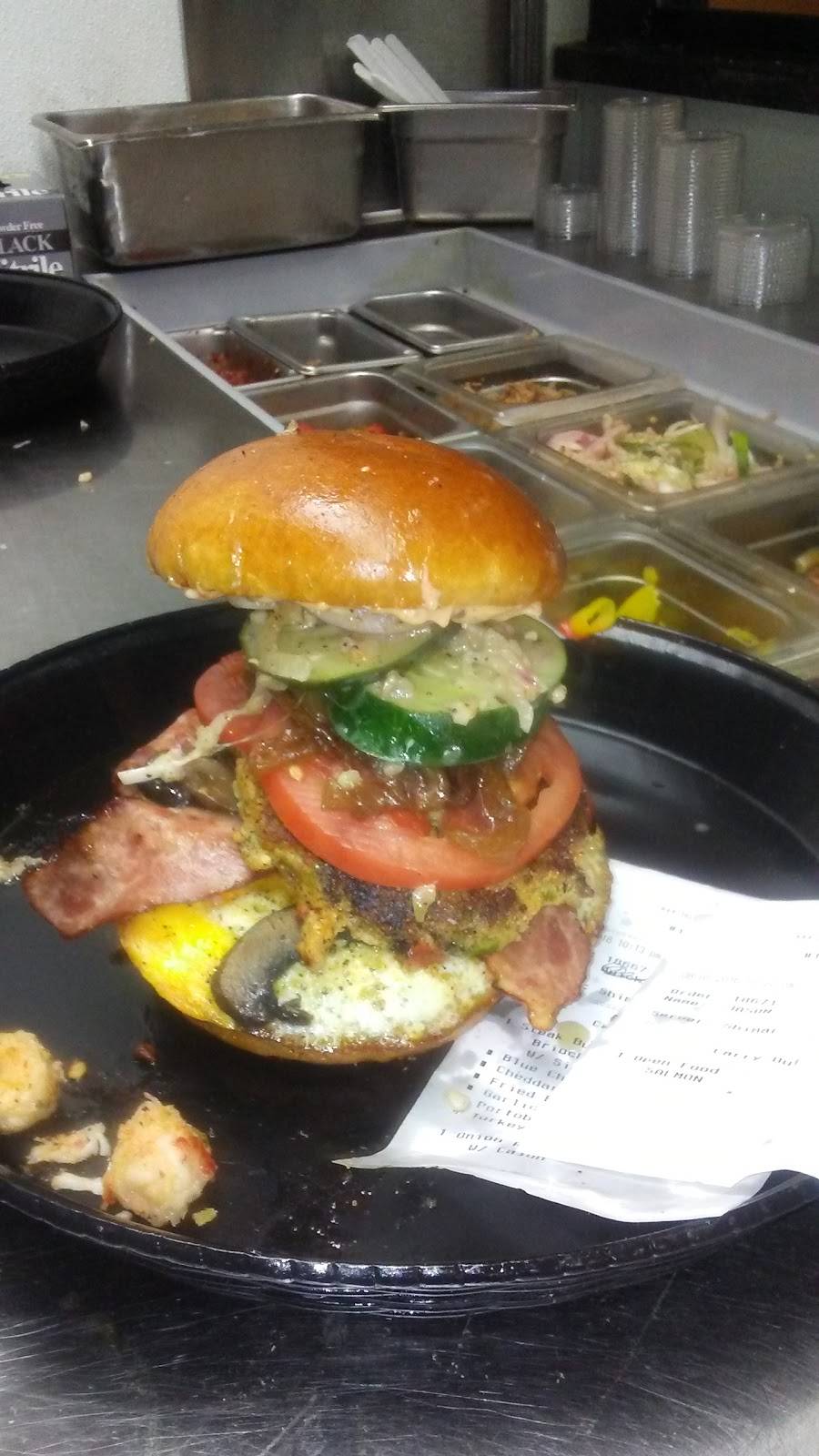 Great Lakes Burger Bar | restaurant | 12700 E Warren Ave, Detroit, MI 48215, USA | 3133320866 OR +1 313-332-0866