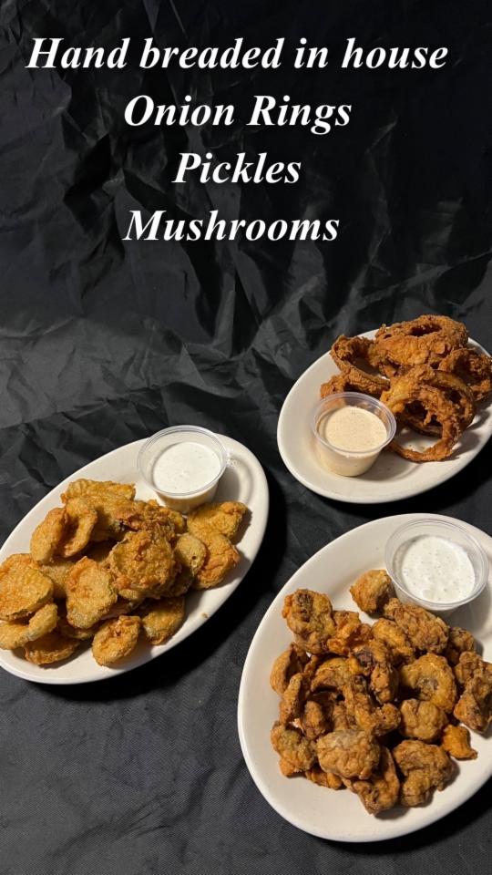 The White Horse Pub | restaurant | 2949 S Meridian St, Indianapolis, IN 46225, USA | 3174385551 OR +1 317-438-5551