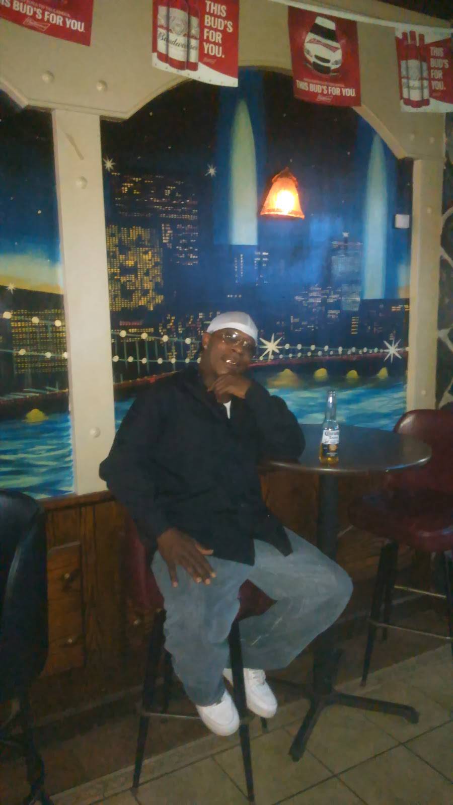 Edge Bar & Grill | restaurant | 3024 TV Rd, Florence, SC 29501, USA | 8436691950 OR +1 843-669-1950