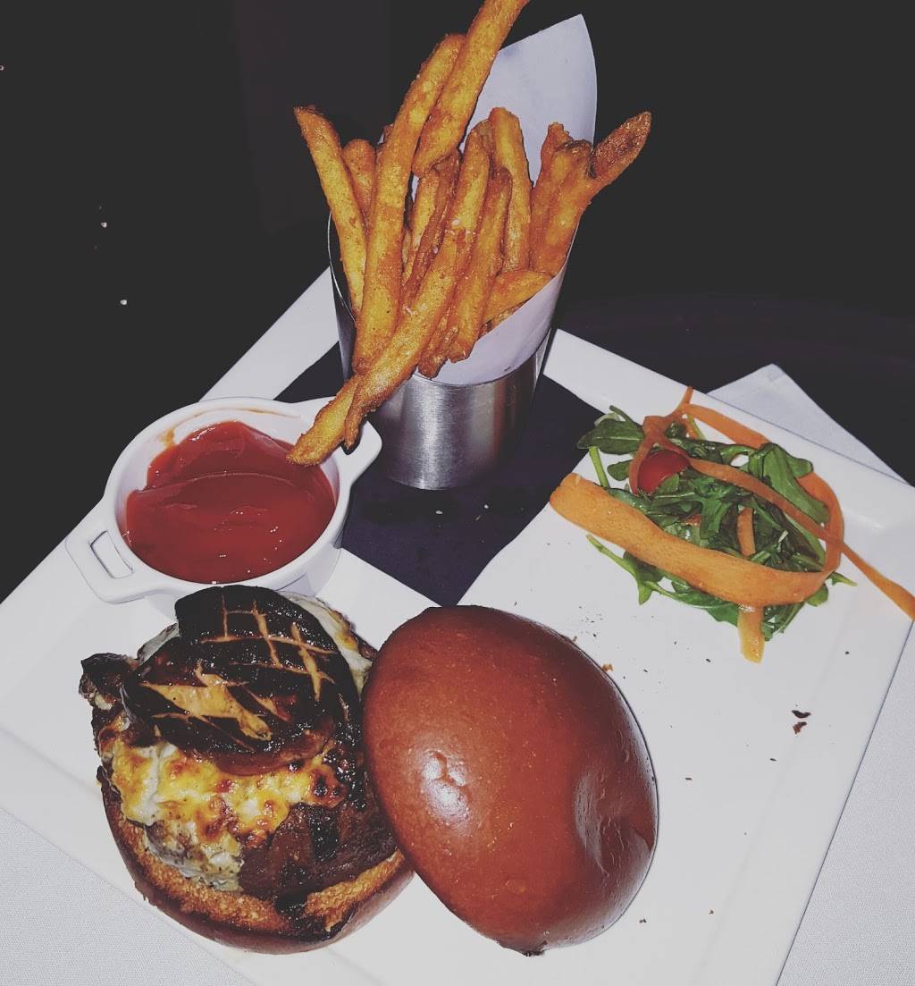 Raven & the Peach | restaurant | 740 River Rd #100, Fair Haven, NJ 07704, USA | 7327474666 OR +1 732-747-4666