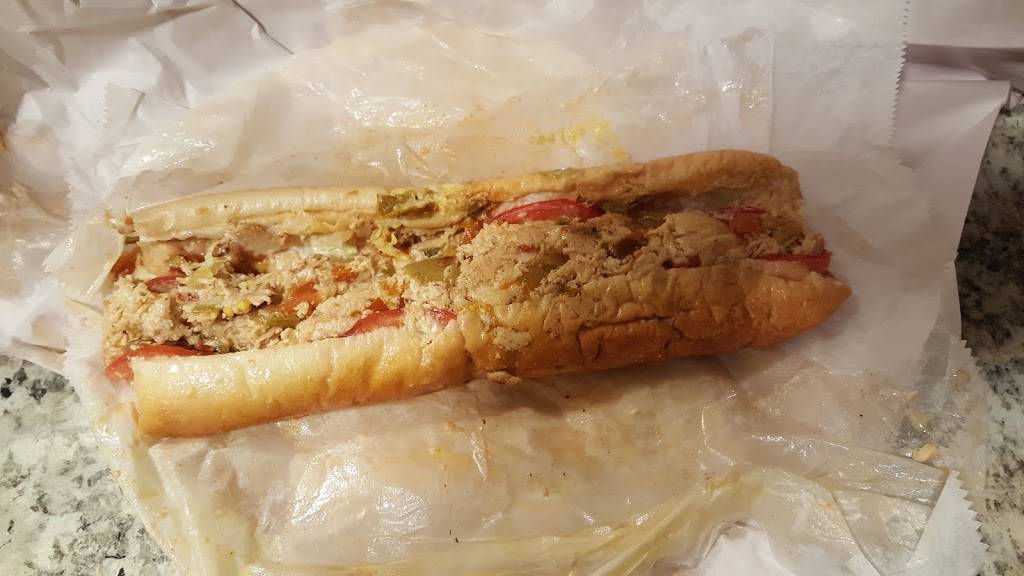 Goodfellas Steaks & Subs | restaurant | 3206 Kirkwood Hwy, Wilmington, DE 19808, USA | 3029984446 OR +1 302-998-4446